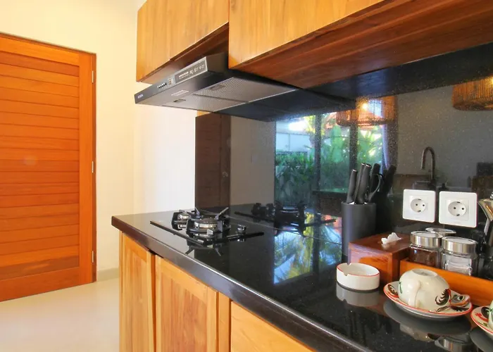 Atuibu Villa *